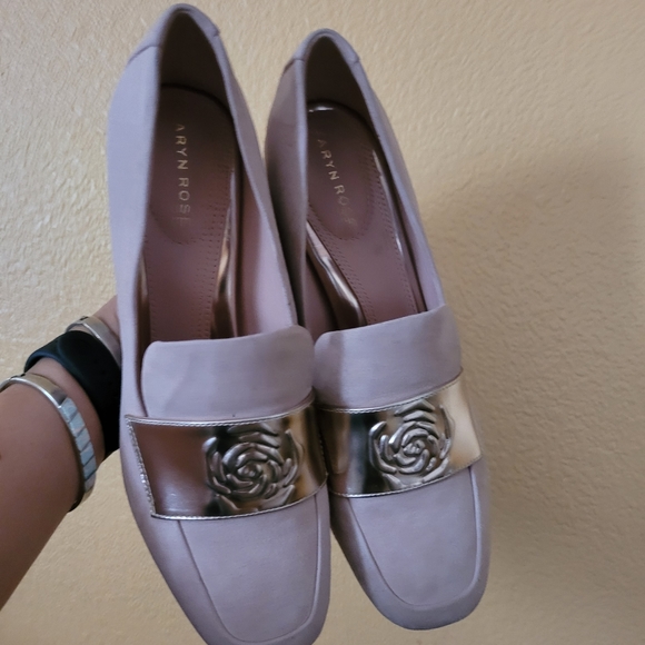 Taryn rose leather heels 👠 - Picture 4 of 15